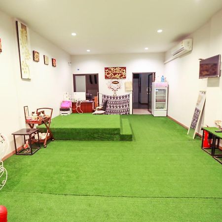 The Sun Hostel Chiang Mai Buitenkant foto