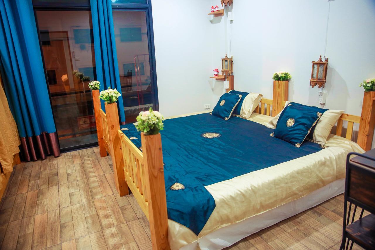 The Sun Hostel Chiang Mai Buitenkant foto